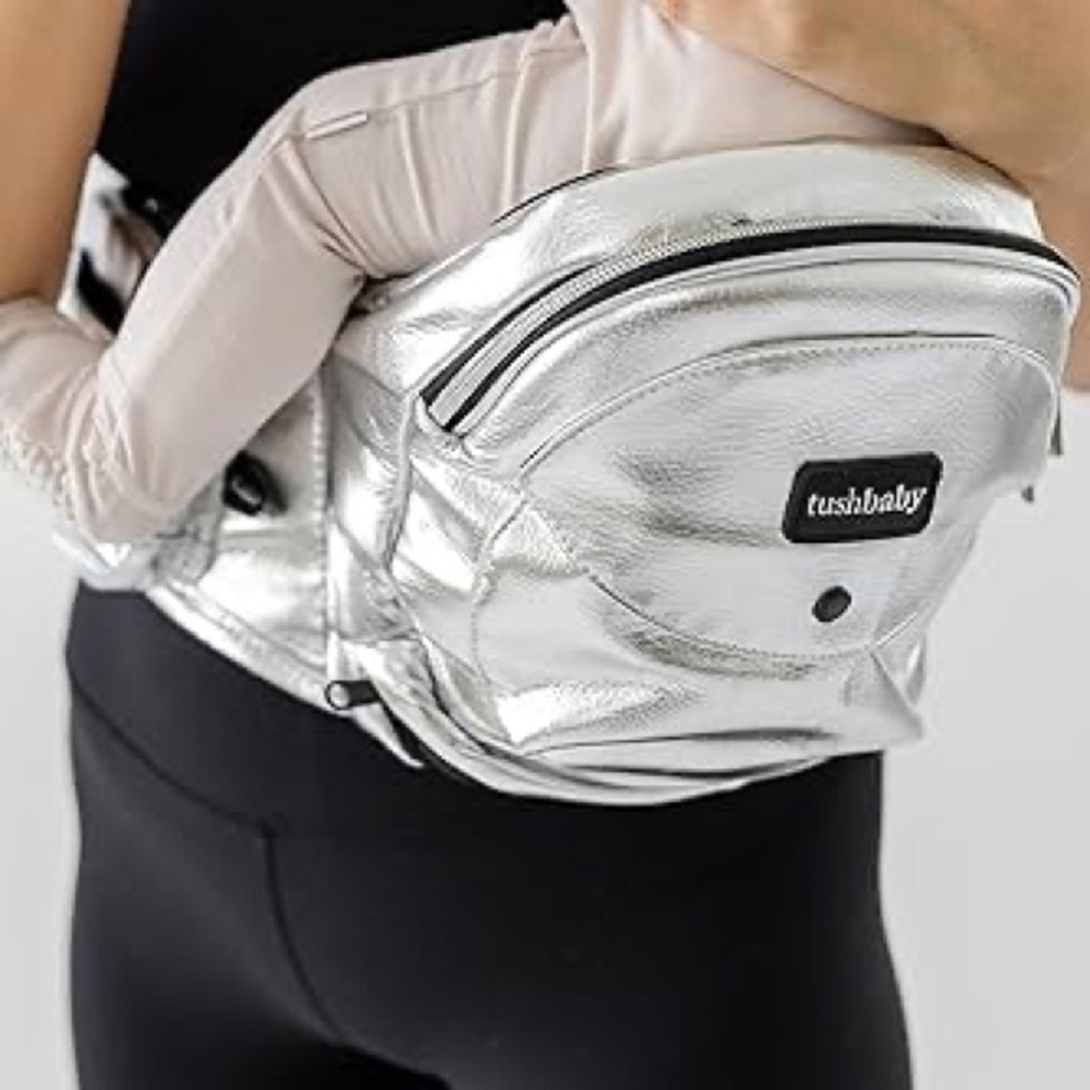 TushBaby Metallic Silver Vegan Leather Hip Carrier
